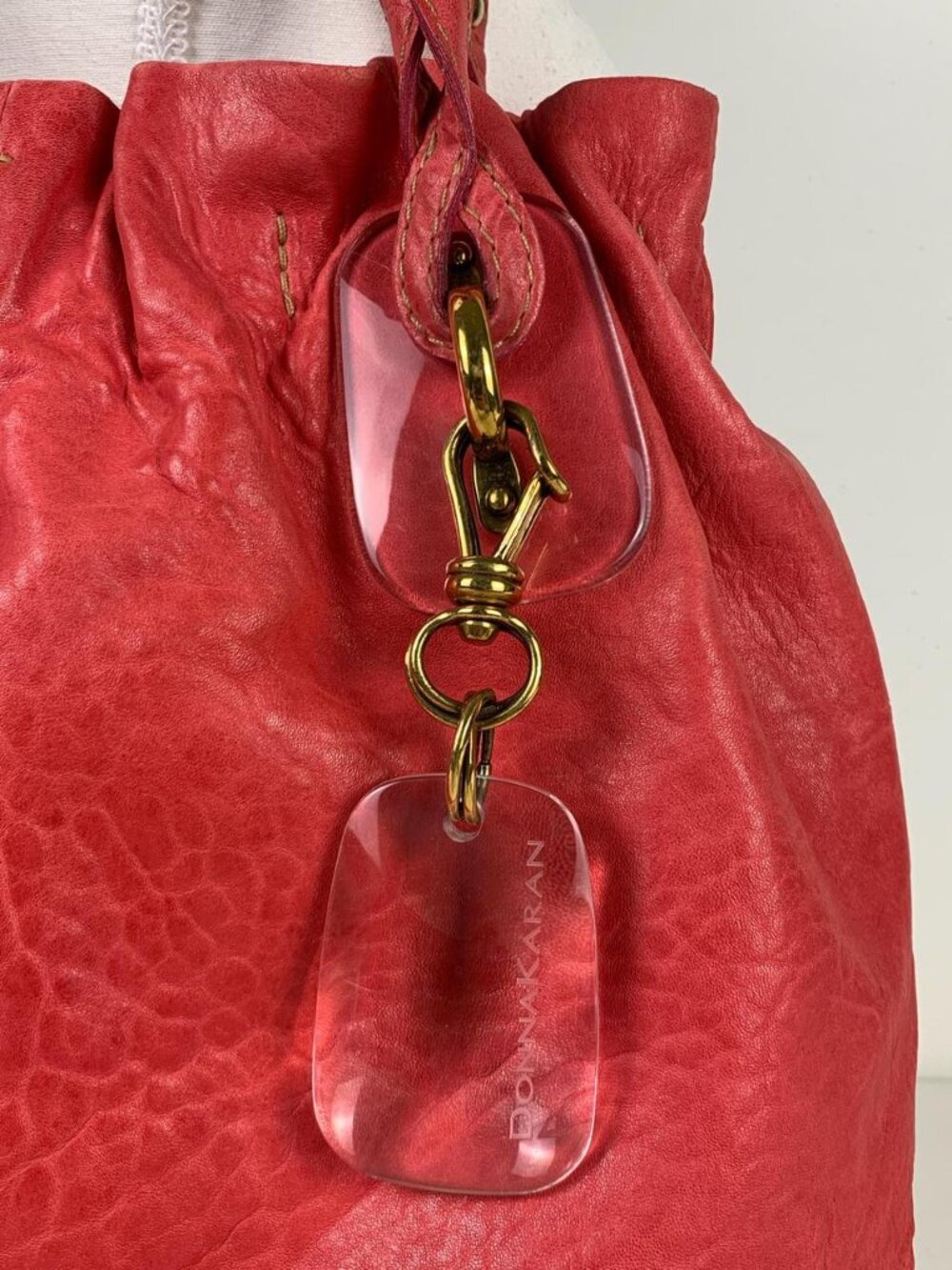 Donna Karan RARE Pink Red Leather Tote with Gold Hardware - Stylish & Durable! - Picture 2 of 8